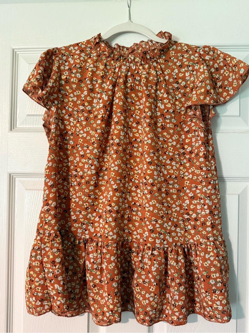 Cathy Ruffle Shirt in Ditsy Floral